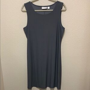 Ann Taylor Women's Sleeveless Gray Dress